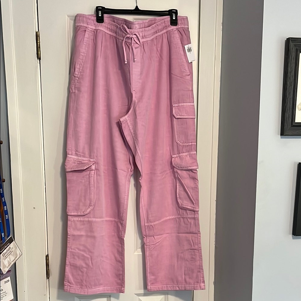 Old Navy Pink Casual Bottoms Relaxed Fit